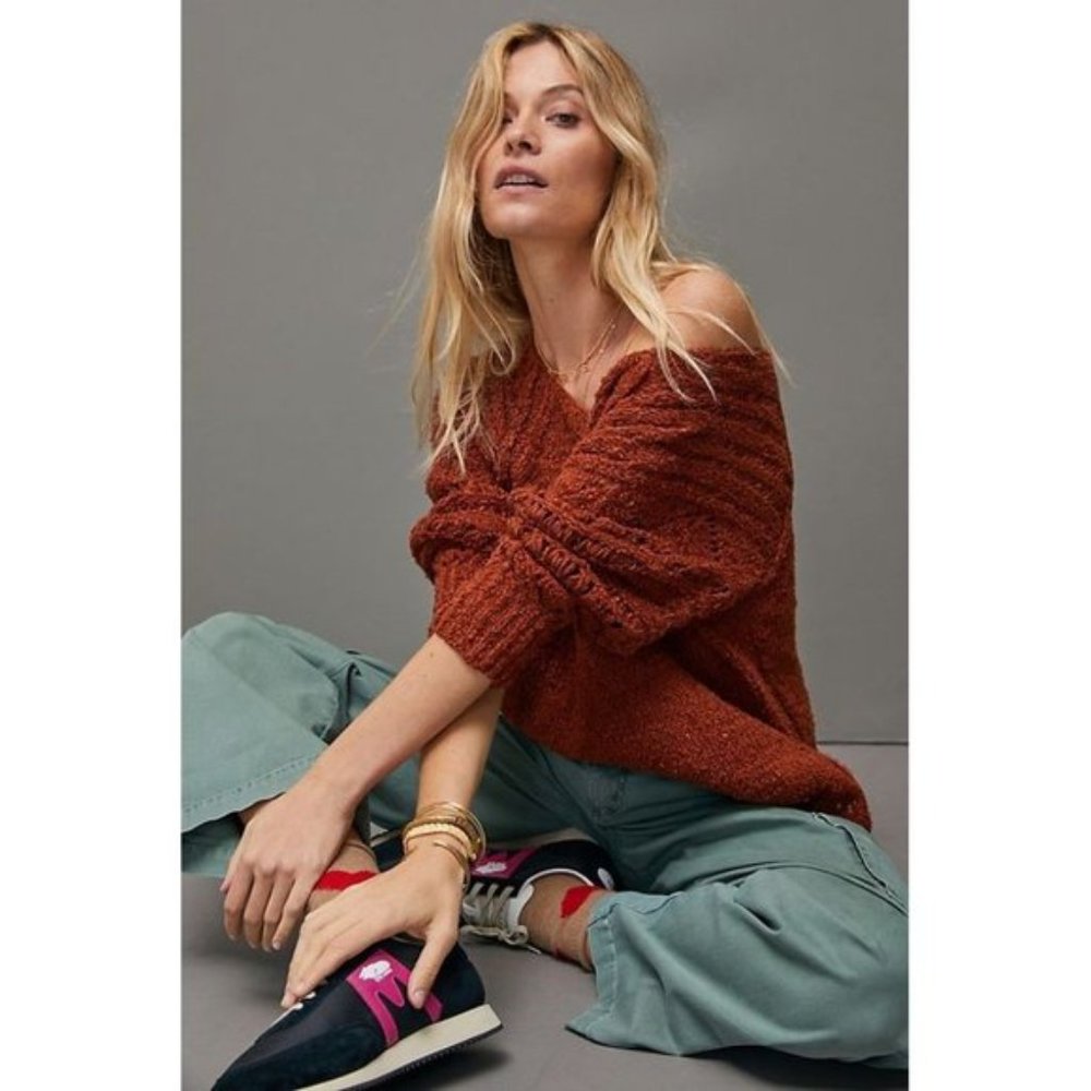 Women's Rust Sweater - Picture 2 of 7